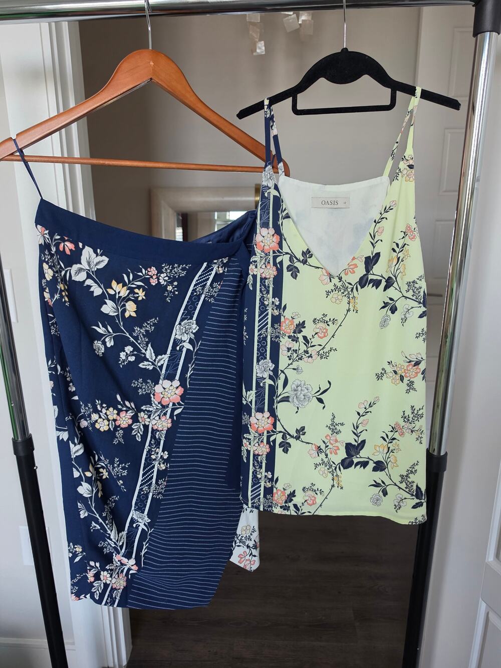 Oasis Floral Top and Skirt Set Size M